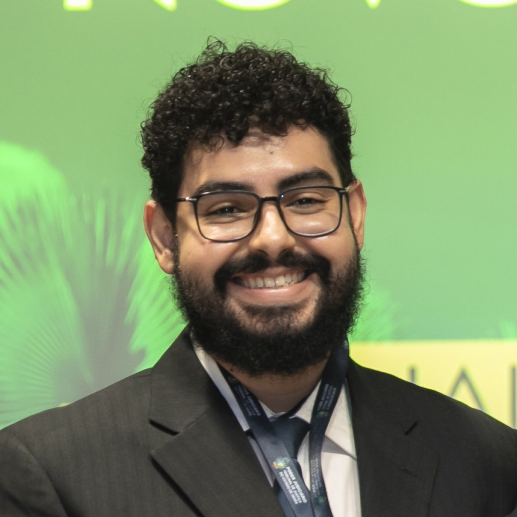 Júlio Freitas, mentor de concursos públicos